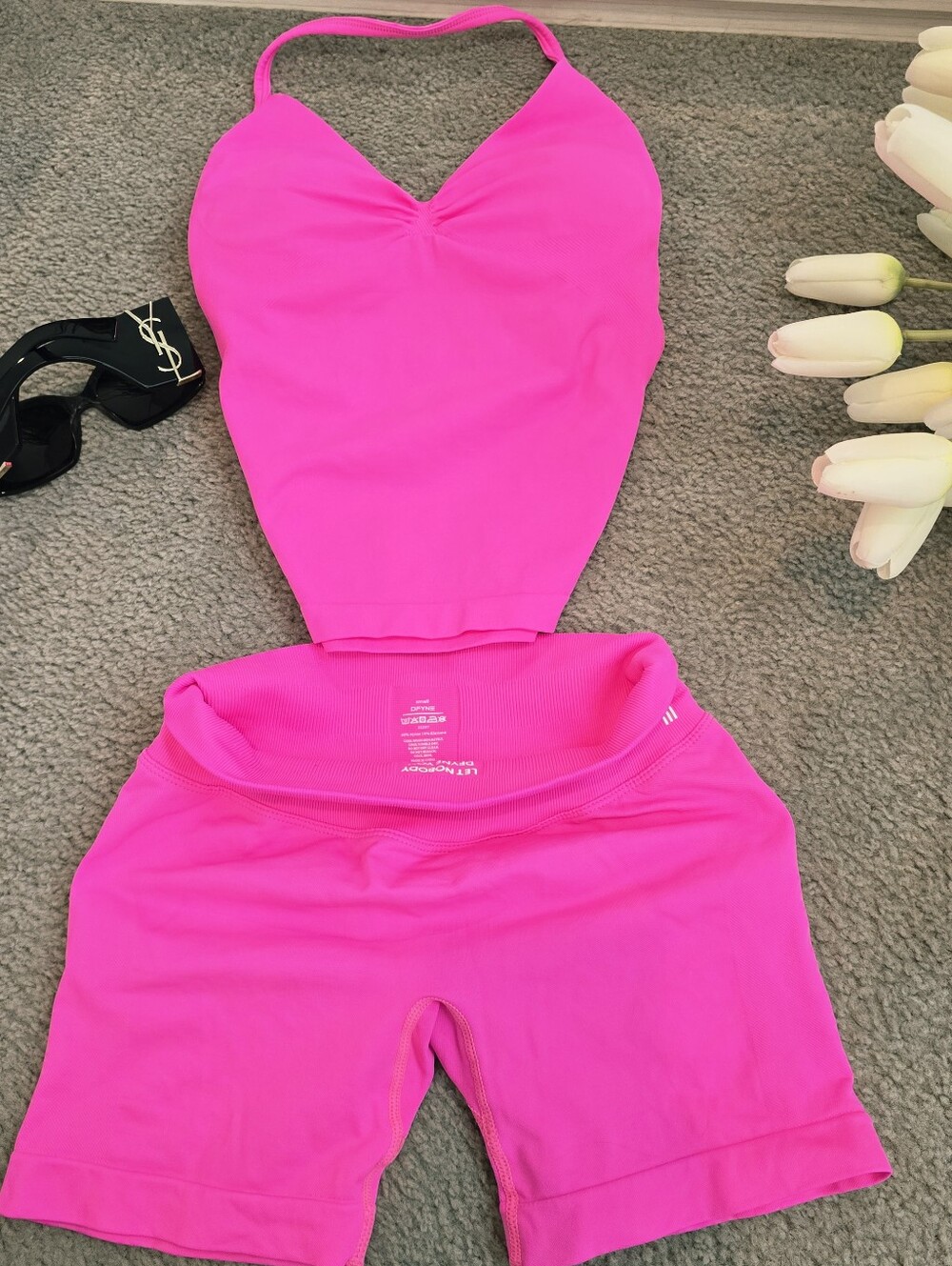 Rare DFYNE SET SHORTS 4'5 IMPACT AND STRAPPY TOP Bright Pink - Picture 5 of 10